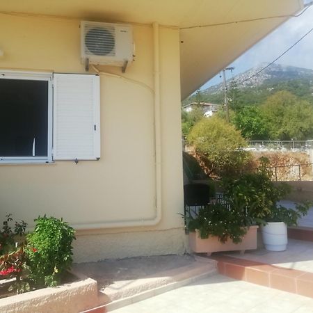 Maria'S Apartment بوروس المظهر الخارجي الصورة